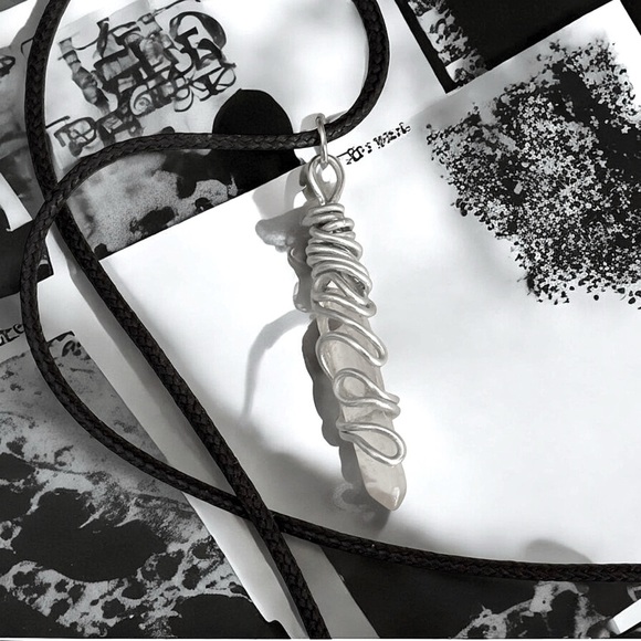 5 For $25💫Wrapped White Ice Quartz Pendant Necklace - Picture 7 of 7